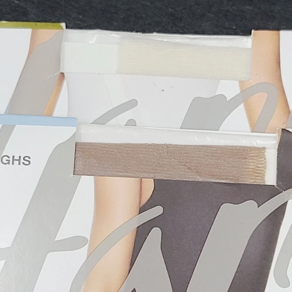 Hanes Silk Reflections Thigh Highs Lot 2 Lace Top CD Barely There Pearl NEWother